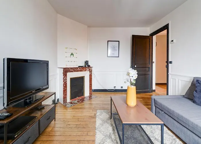 Cosy 3Ch Lumineux, Central & Calme, 8 Pers Apartment *